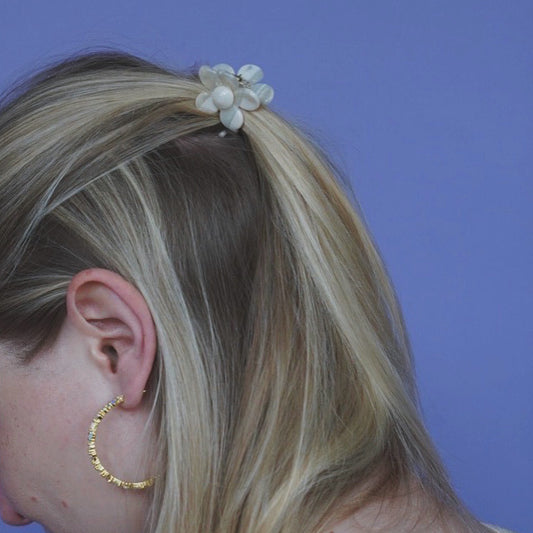 Haarclip Bloem Latte-klein