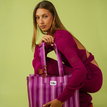 Tragetasche aus recyceltem Nylon – Fuchsia gestreift