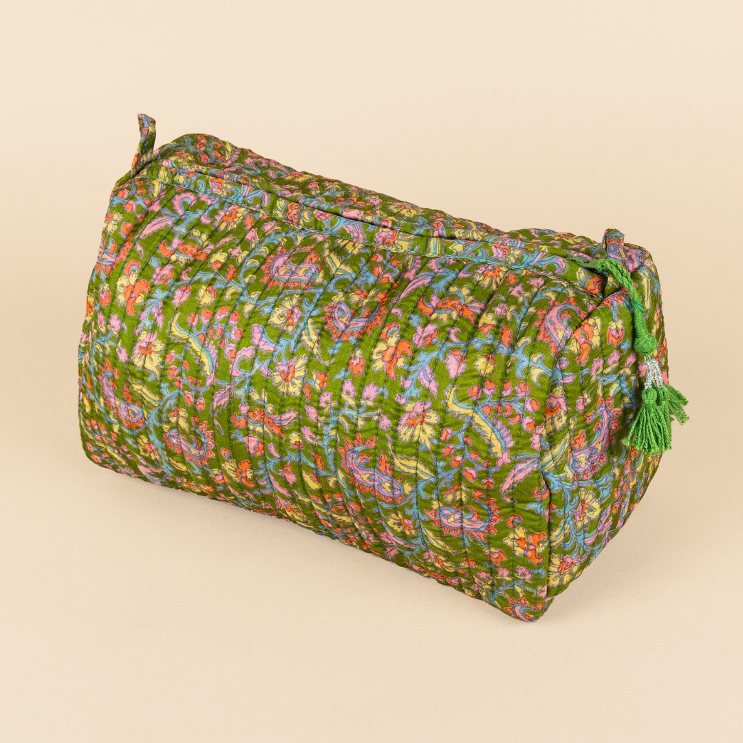 Recycled - toilet bag - No.3